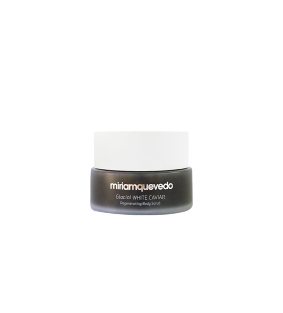REGENERUJĄCY PEELING DO CIAŁA Z PIASKIEM WULKANICZNYM - 250ml
